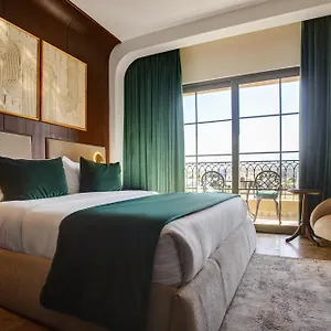 **** Hotel Bratus Jordania
