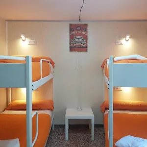 ** Pensjonat Barri Antic & Pub Andora